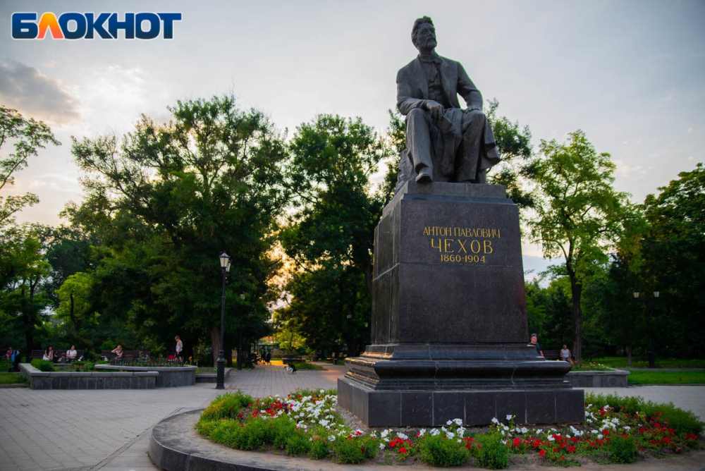 Какие мероприятия пройдут в Таганроге во время декады, посвященной 160-летию Чехова