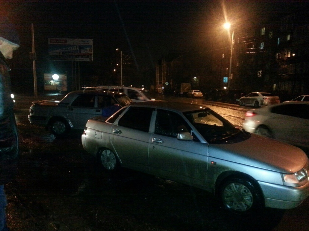 В Таганроге пьяный водитель пытался скрыться с места ДТП