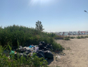 Все лето таганрожцы и гости города наблюдают нелицеприятные картины у пляжа