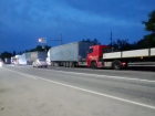 Парковка против правил в СНТ Таганрога мешает жителям