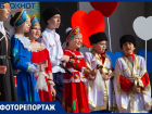 День народного единства таганрожцы встретили флешмобом