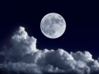 Таганрожцы могут полюбоваться «жизнерадостной» Луной