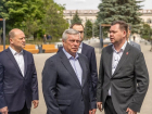 Губернатор и глава Администрации города посетили скандальные стройки Таганрога 