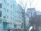  В Таганроге злоумышленники подожгли автомобиль стоящий на газоне