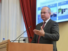 Заместителя губернатора Ростовской области обвиняют в незаконном хранении оружия