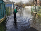 В Неклиновском районе  вода подтопила населенный пункт