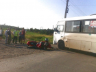 В Таганроге столкнулись маршрутка и мотоциклист 