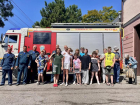  Экскурсия по пожарной части Таганрога прошла для подопечных  фонда «Наши дети»