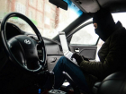Таганрогский автомобильный воришка не гнушается жвачкой и сигаретами