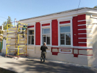 По-хозяйски меняет облик старинный дом в Таганроге на Александровской