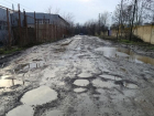 Попал в «красную зону» и возглавил рейтинг самых «убитых» дорог: Таганрог пообещал отремонтировать все ямы до конца мая