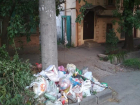 Жители по переулку Смирновскому в Таганроге не могут дождаться от властей контейнера