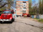 В Таганроге злоумышленники подожгли хозпостройку