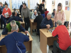 Инвалиды Таганрога провели турнир по шашкам и шахматам