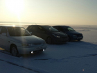  Три водителя –экстремала проверили на прочность лед Миуского лимана
