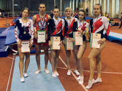 Женская сборная Ростовской области, в составе которой 3 таганроженки, отправится на первенство мира по прыжкам на батуте
