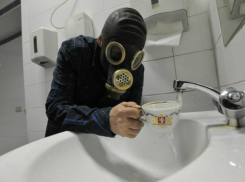 Жители пожаловались на запах воды на 1-м Новом в Таганроге
