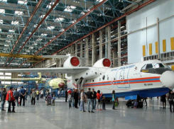 ТАНТК им.Бериева  производили самолеты из контрафактного титана