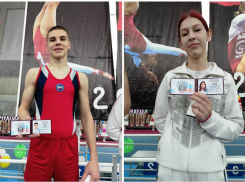 Таганрожцы отличились в прыжках на батуте в Азове 