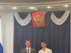 Министр спорта РФ лично вручил таганрожцу удостоверение Мастера спорта