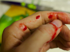 Ранил в грудь и шею: поножовщина в Таганроге с тяжёлыми последствиями 