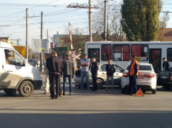 Неработающие светофоры в Таганроге спровоцировали массовое ДТП 