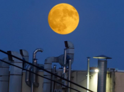 Таганрожцы и суперлуние: будут ли вещие сны во время «кровавой Луны»