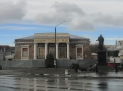 Продолжается реконструкция поврежденного ракетой музея в Таганроге 