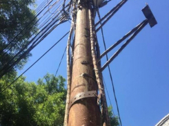 В Таганроге ликвидируют последствия бури