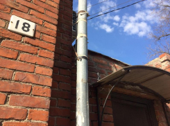 В Таганроге проверят наличия табличек на домах с названием улицы и номером