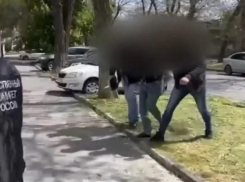 В Белокалитвинском районе задержан таганрожец, подозреваемый в убийстве в центре города