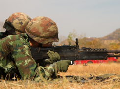 В России мигрантов, получивших паспорт РФ, отлавливают и - на фронт. А в Таганроге всё иначе - комментарий военкома