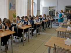 Для лучшего лицея региона, расположенного в Таганроге, надо искать место для столовой