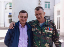 Судимые таганрогские Гарики идут к вам -  расскажут про баррикады и свою «честность»