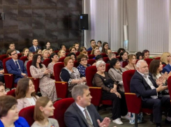 В Таганроге поздравили работников местного самоуправления