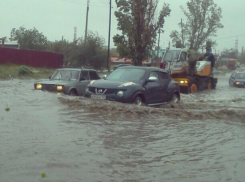 В День защитника Отечества шторм проверит Таганрог на прочность