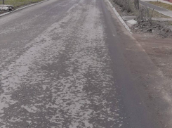 После нашей публикации на улице Плеханова убрали старые автопокрышки 