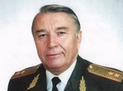 Таганрог поздравляет: наш земляк, Герой Советского Союза Владимир Неверов, отмечает 80-летие