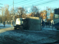 В Таганроге Газель не разминулась с трамваем