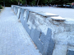 «Мне стыдно за город, в котором я живу», - таганроженка пришла в шок от главного памятника города