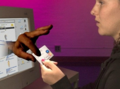 Таганрожцам посоветовали остерегаться  мошенников, орудующих в сетях сотовой связи и интернете  