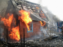 45-летняя женщина погибла при пожаре под Таганрогом