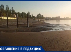 Плавать в какашках: в районе пляжа под Таганрогом сливают канализацию? Видео пузырящегося моря