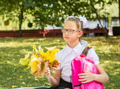 Школьные линейки в Таганроге пройдут с минимальным количеством людей
