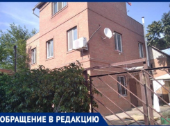 Почти месяц от таганрожцев  арендодатель прячет  их вещи и документы