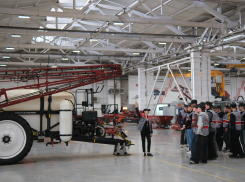 Я бы в токари пошел – пусть меня научат