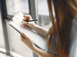 К таганрожцам домой придут члены УИК