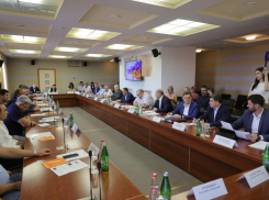 Экономические проблемы города обсудили на Совете директоров Таганрога 