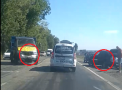 Грузовик и «иномарку» раскидало по трассе под Таганрогом