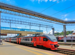В электричках Таганрог-Ростов хотят внедрить бесконтактную оплату